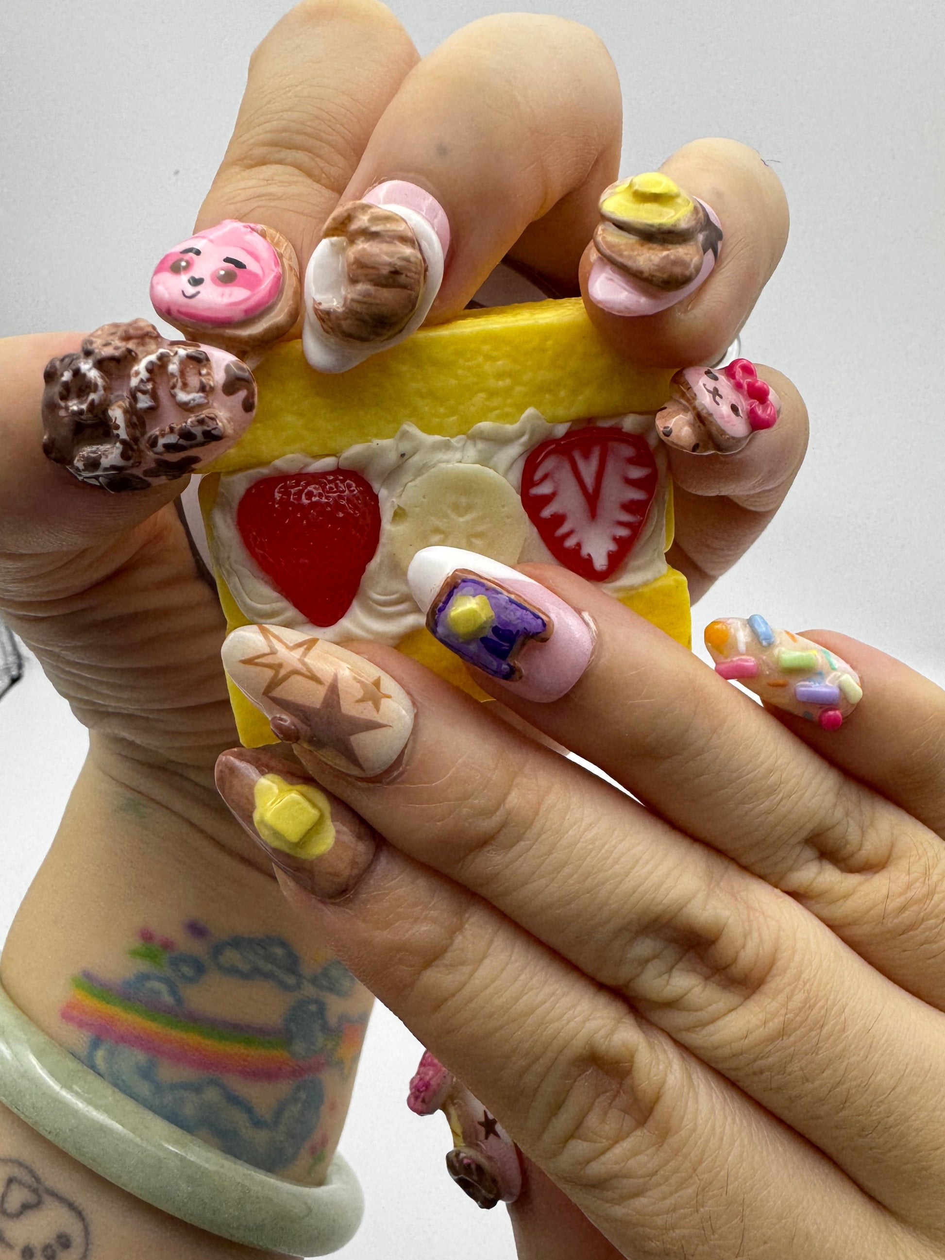 [PO] Marley’s Bakery Press-on Nails