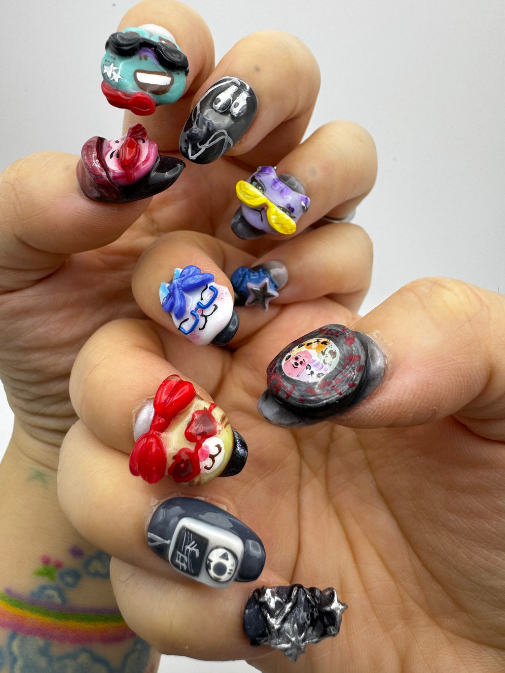 [PO] Y2K Tunes Press-on Nails