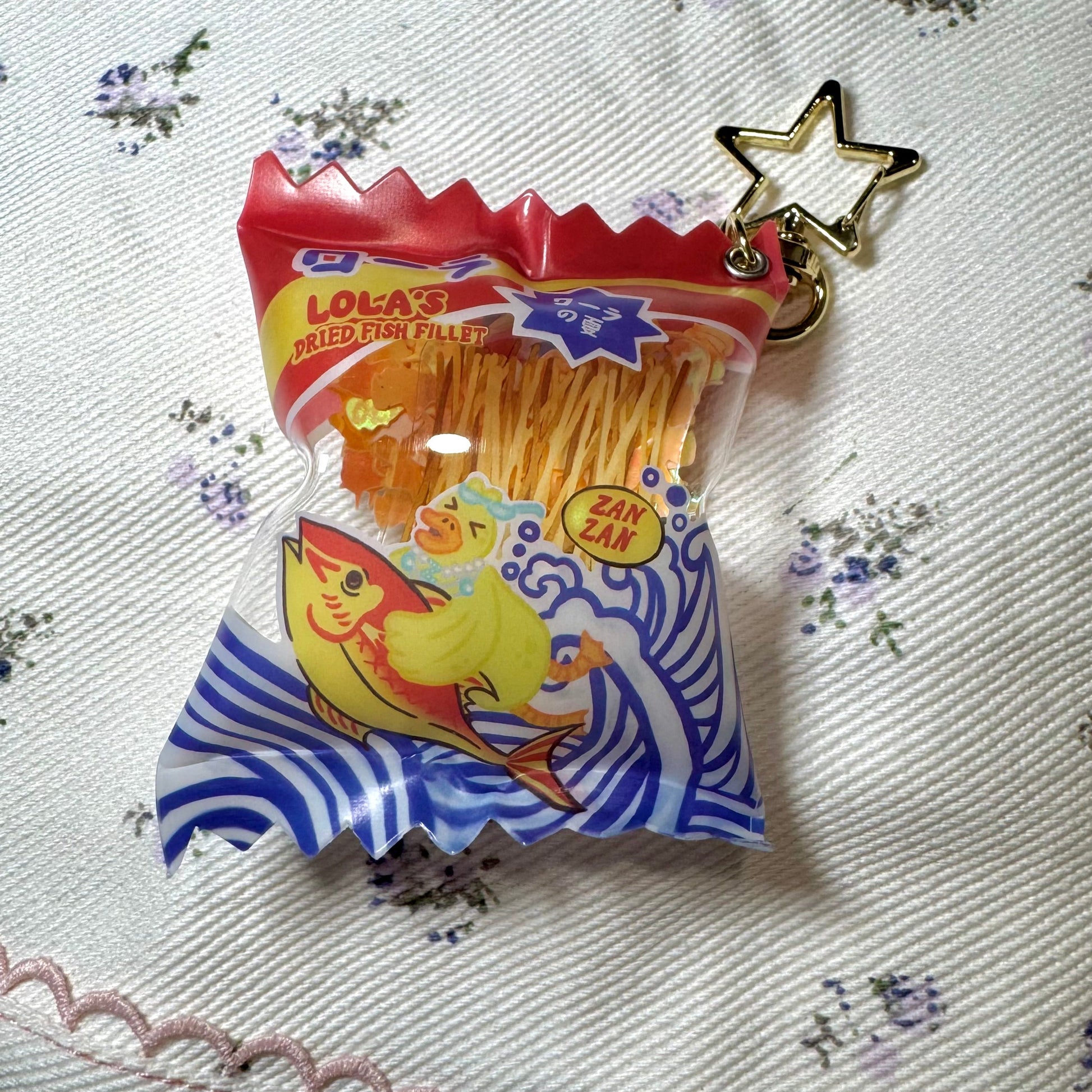 Bitty Snack Shaker Keychain/Magsafe Phone Grip