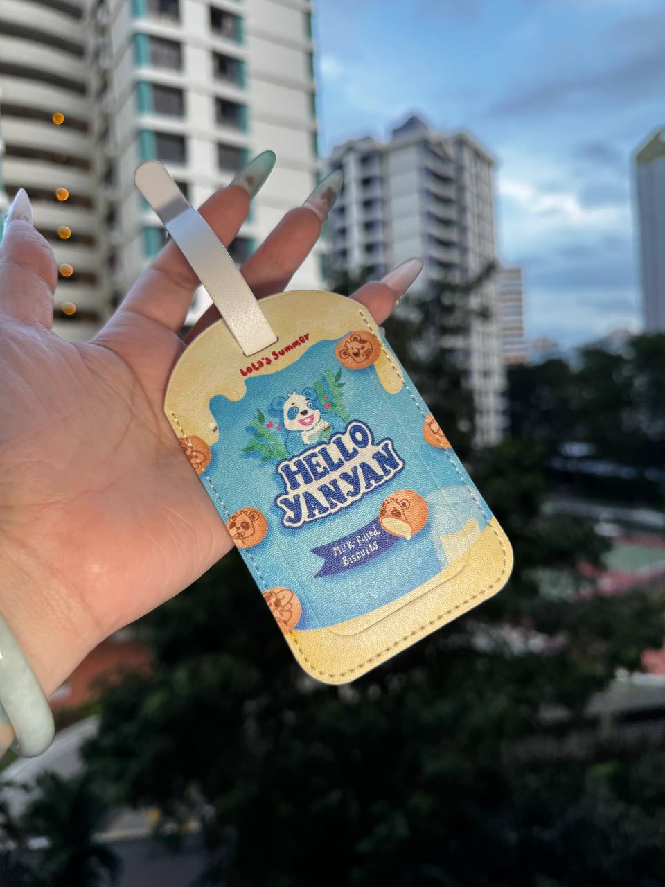 Pocket Snack Luggage Tag