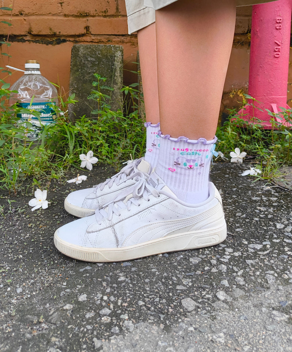 I don't need love, I just need cash Socks