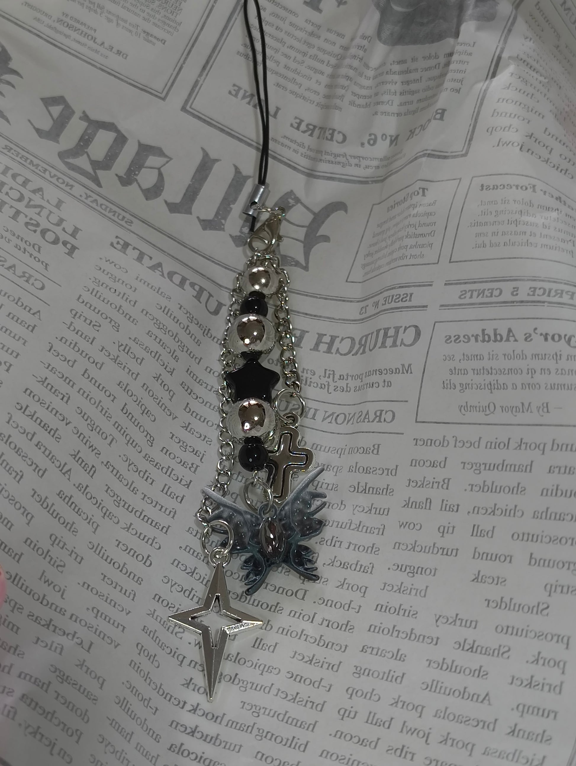 Claw Trinket - Y2K butterfly triple keychain