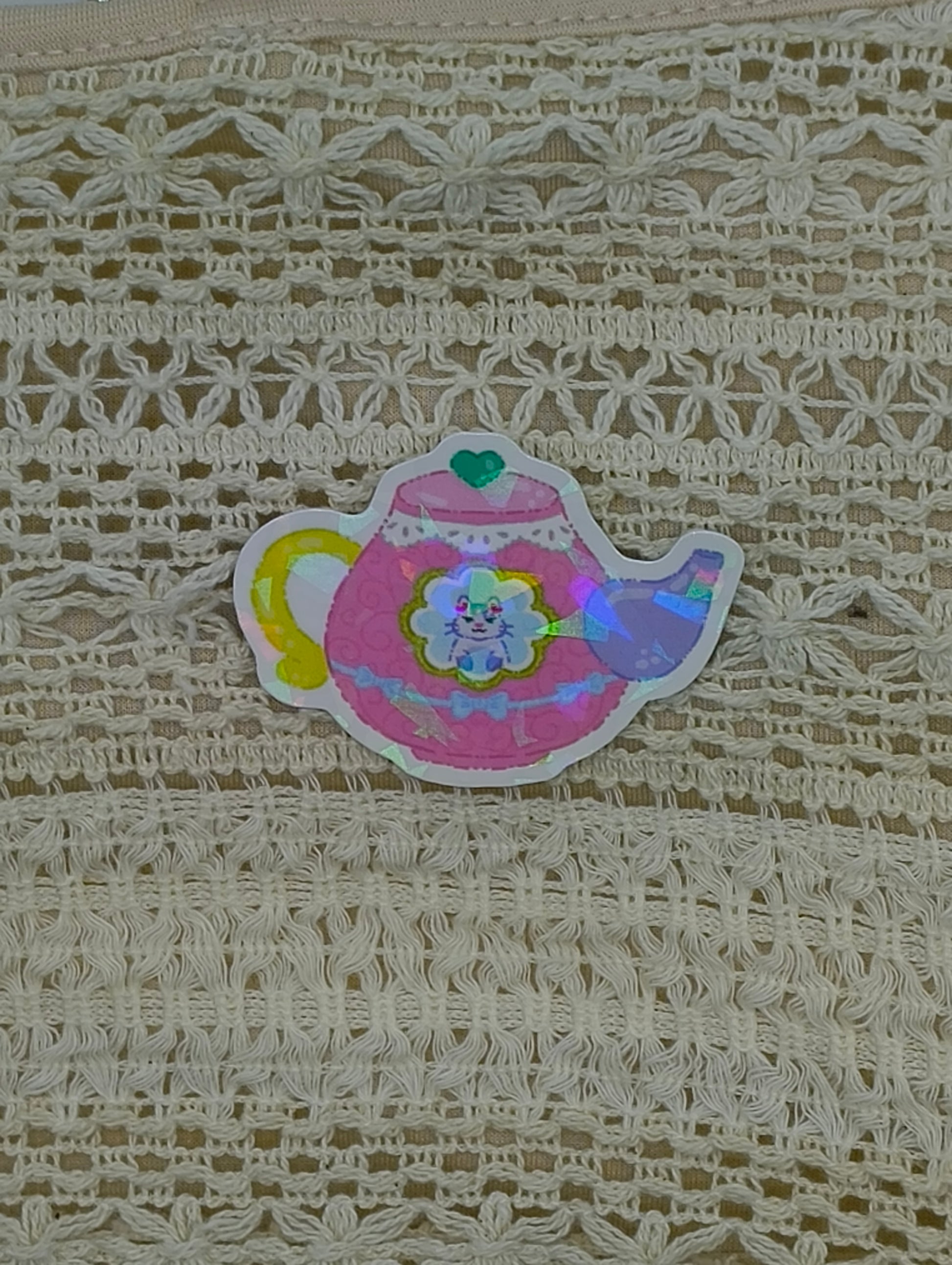 37 Kiara Teapot