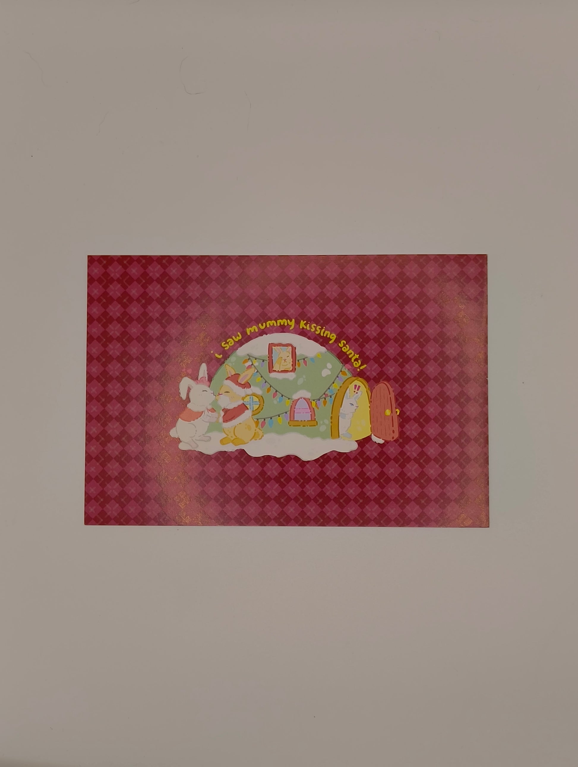118 (Grade B) I saw mummy kissing santa!