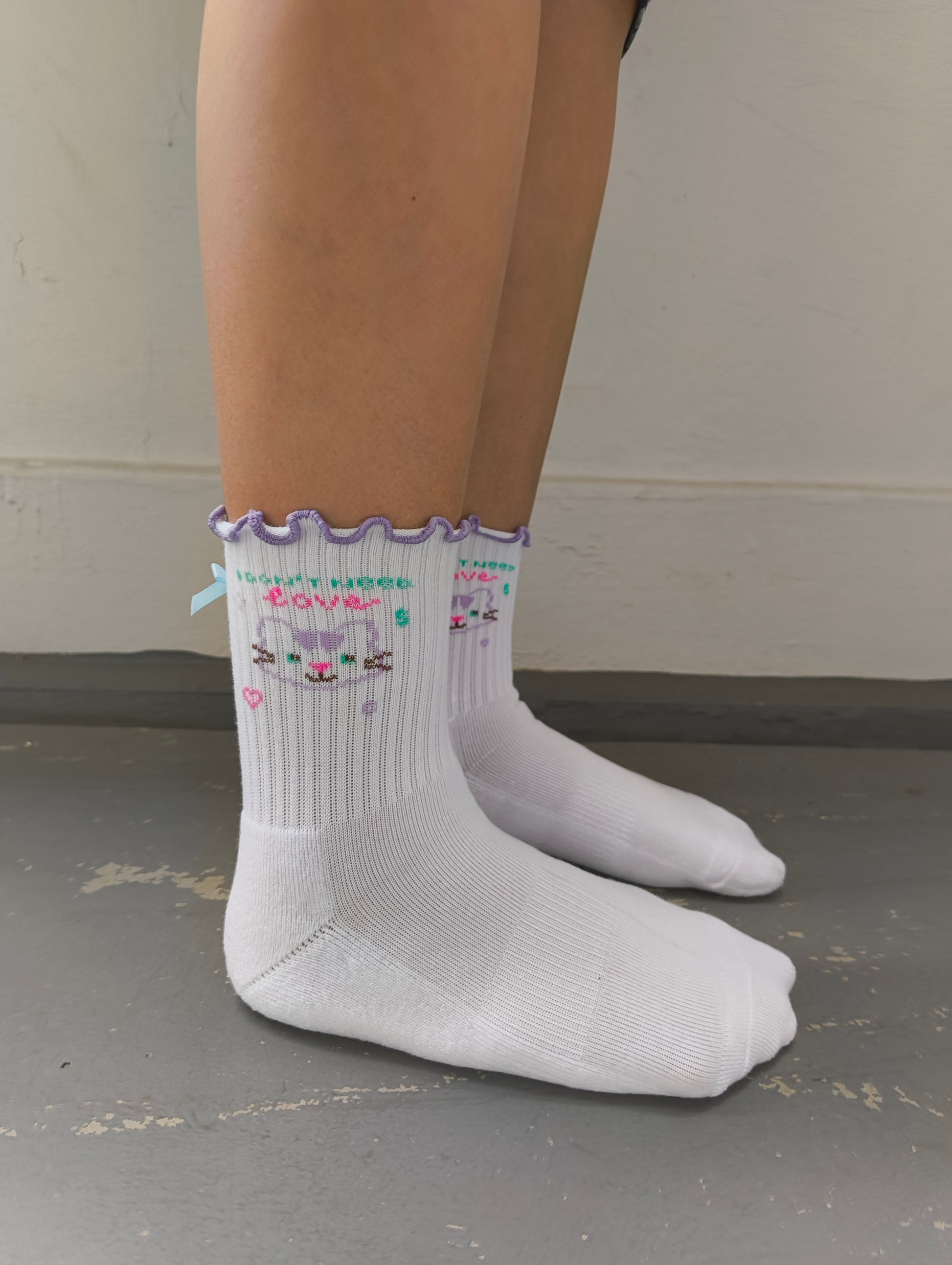 I don't need love, I just need cash Socks